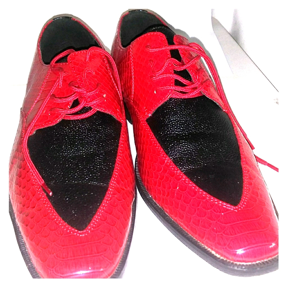 Loafers by Hugo Vitelli,Apple Red with a black lin